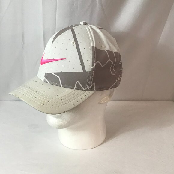 Nike Classic99 Dri-Fit Three Tone Color Combination Artistic Print